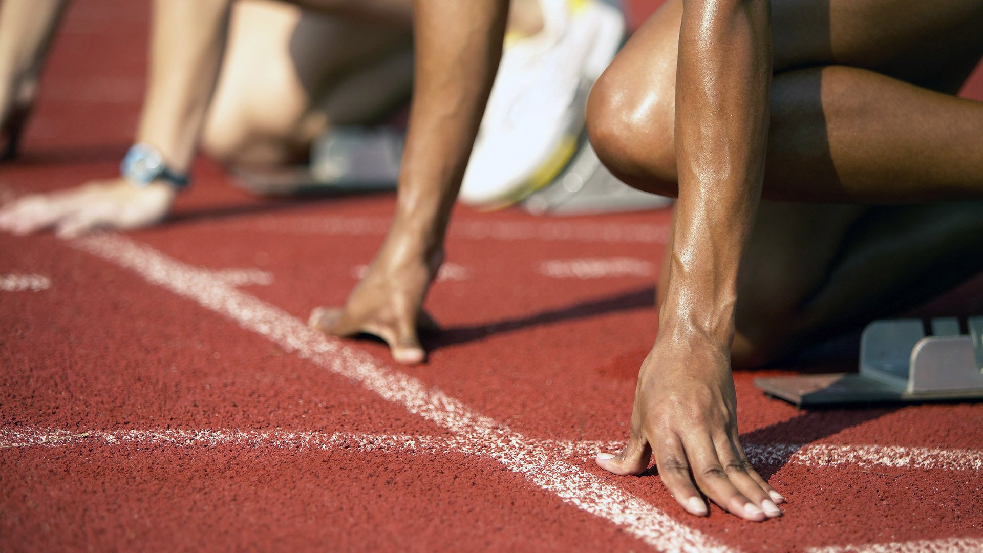 市场预测：下季度体育与电竞市场增长点与风险评估，电竞为体育提升收入